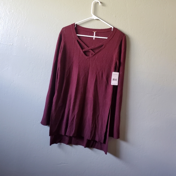 Free People Wine Sweater Tunic NWT - Picture 1 of 7